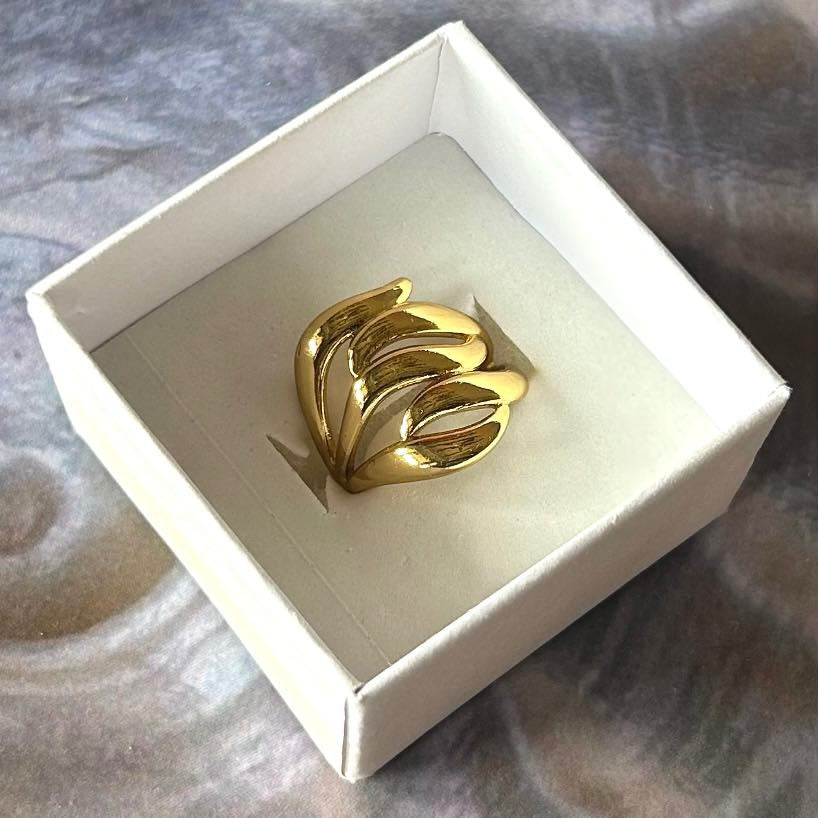 Hazel Ring - 07
