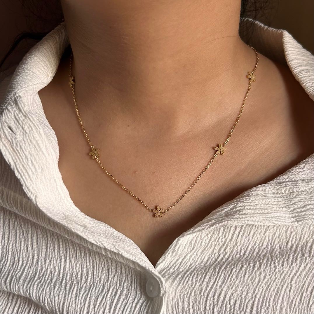 Flora Necklace - 01