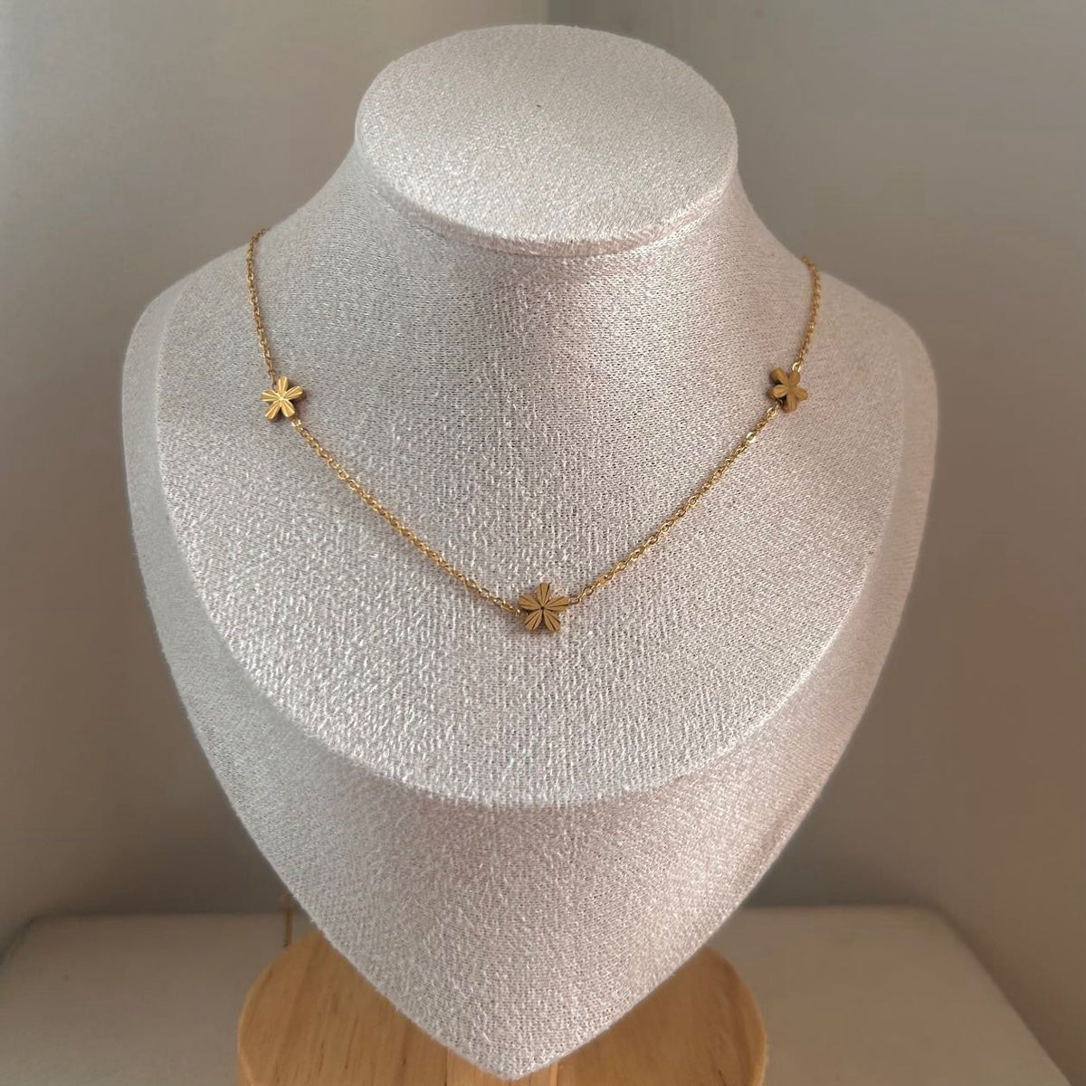 Flora Necklace - 01